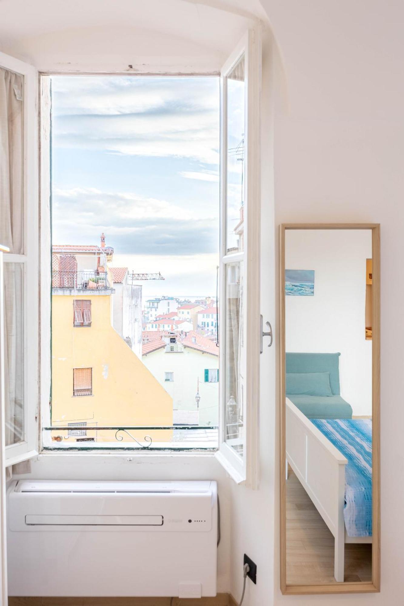 Casa Santa Brigida Apartment ซานเรโม ภายนอก รูปภาพ