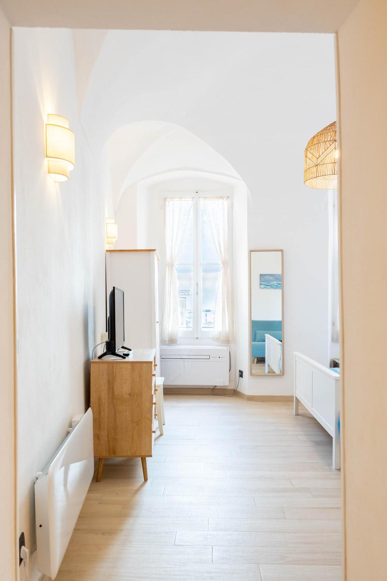 Casa Santa Brigida Apartment ซานเรโม ภายนอก รูปภาพ